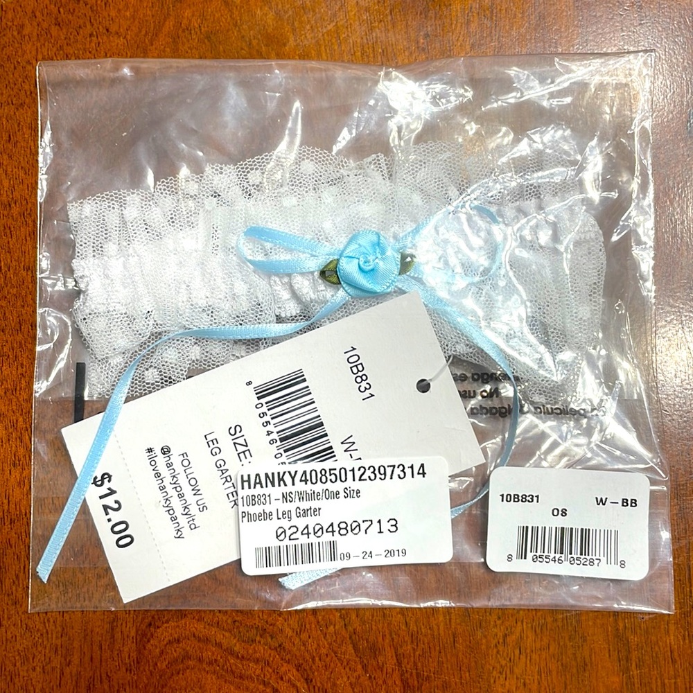 New in Bag - Hanky Panky Garter